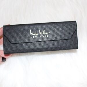 Nicole Miller New York  hard shell foldable glass case